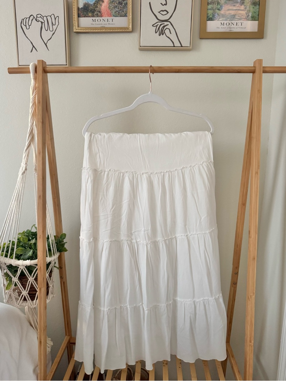 Brandy Melville White Maxi Skirt